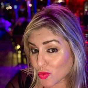 Meet your Posher, Michele